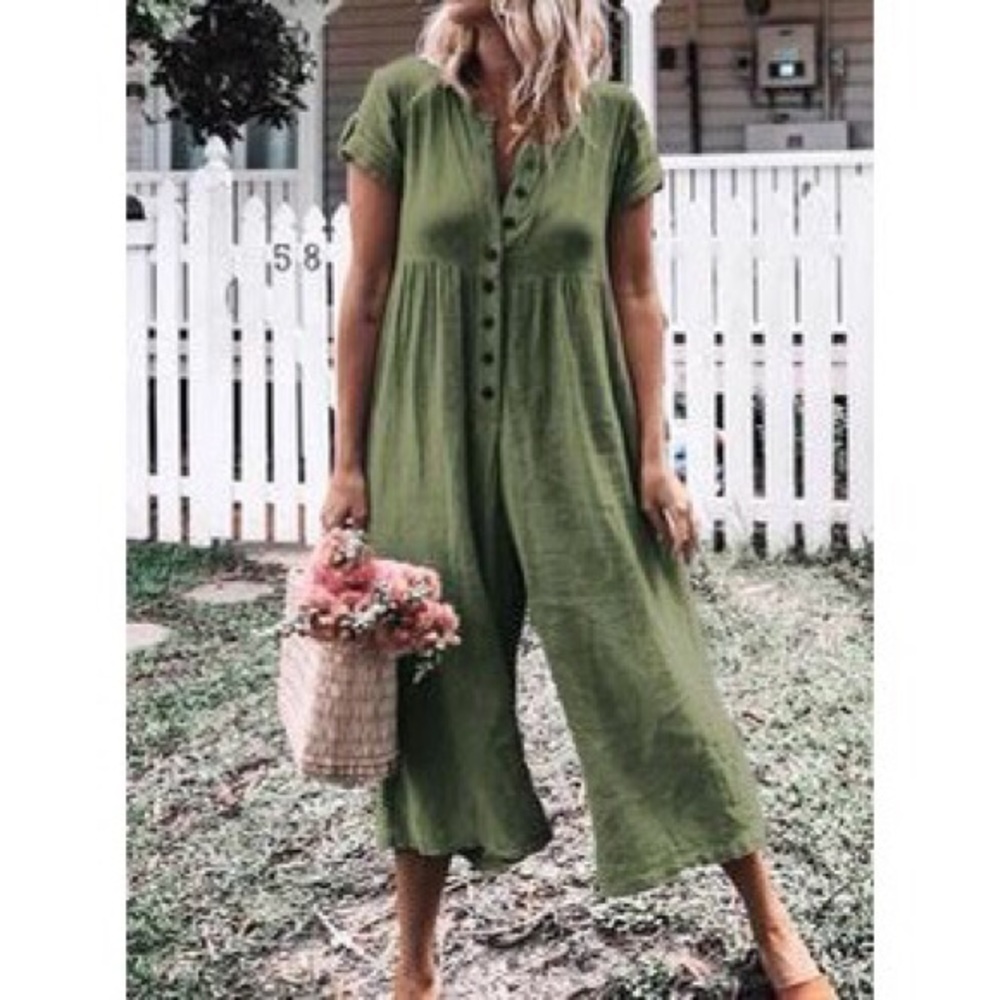 NWOT Button Front Loose Jumpsuit